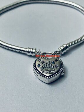 NEW Authentic Pandora Silver Bracelet Fantasyland Castle Heart Bracelet